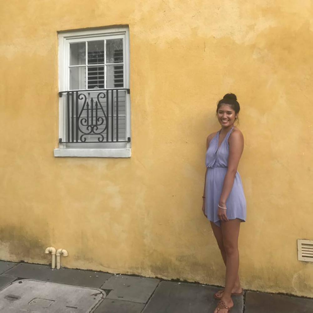 Meet your Posher, Caitlin